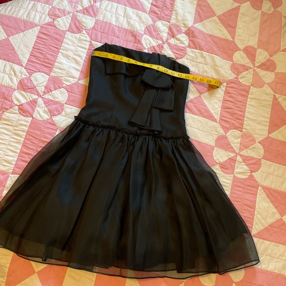 Gorgeous never worn cocktail dress - Picture 3 of 5